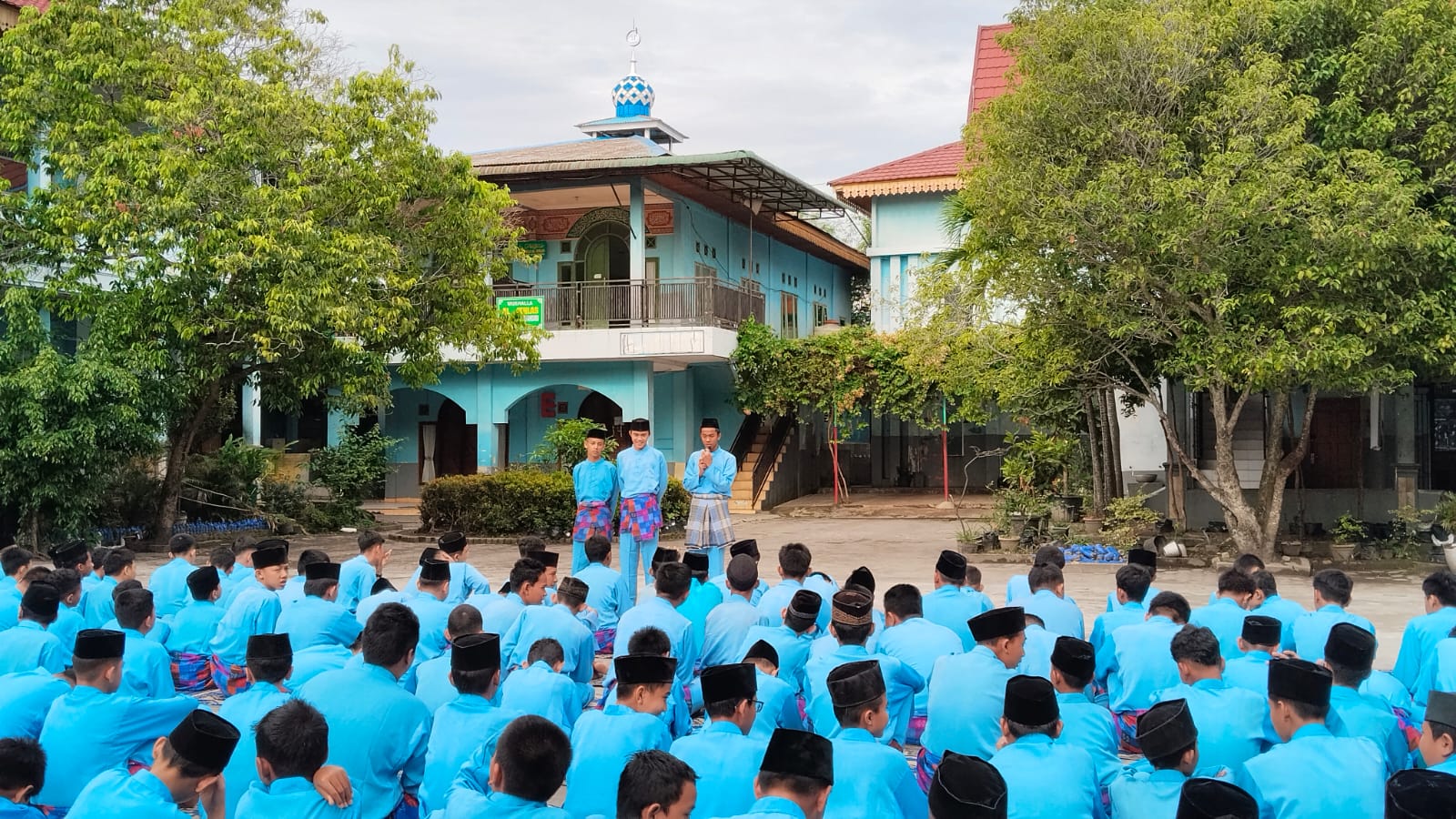 PCA di SMP Negeri 10 Pekanbaru Fokuskan Hafalan dan Praktik Bacaan Sholat Selama Ramadan