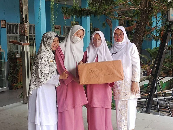 Juara 1 