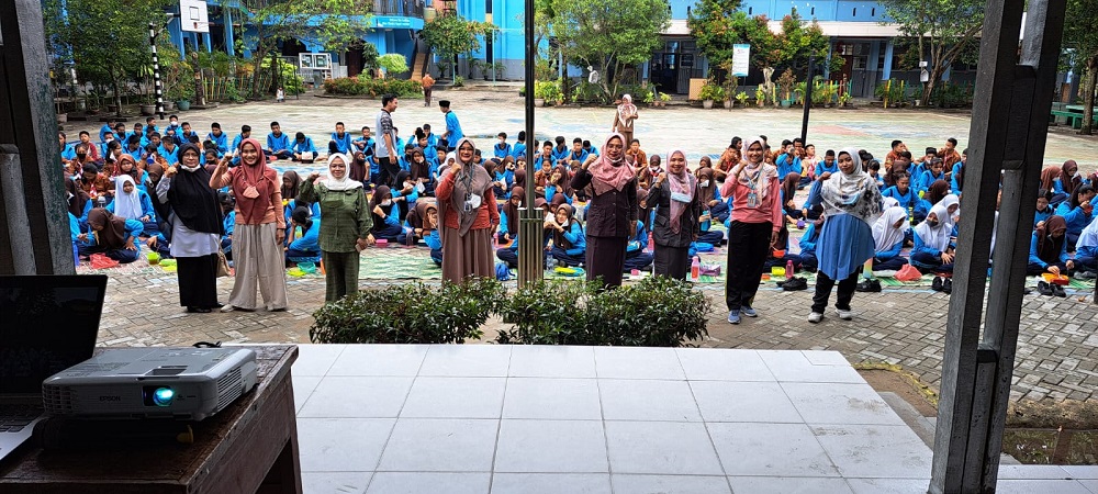 aksi bergizi smpn 10