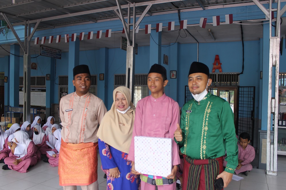 penampilan muhaddarah terbaik kelas 9